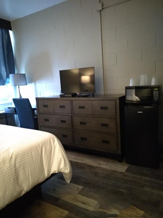 Park Lane Motor Hotel Medicine Hat Luaran gambar